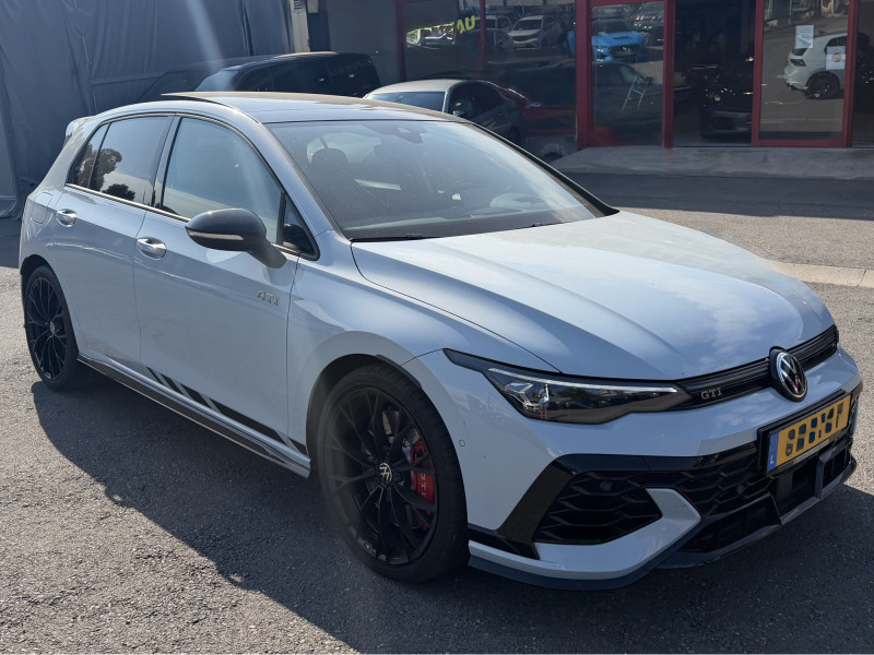 Volkswagen Golf GTI FACELIFT 2.0 TSI 300 CLUBSPORT CRYSTAL ICE BLUE IQ LIGHT HARMAN KARDON PANO NAVI