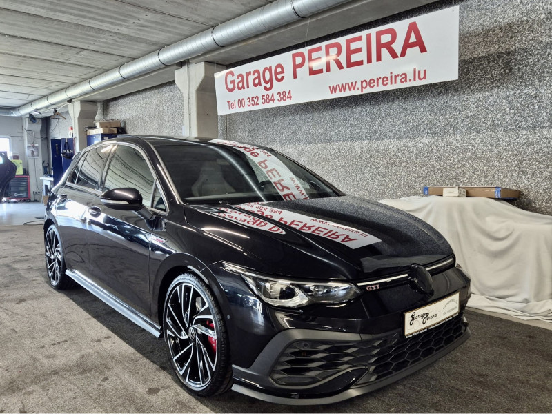 Volkswagen Golf GTI 2.0 TSI 300 CLUBSPORT BLACK STYLE HEAD UP HARMAN KARDON PANO CUIR NAVI