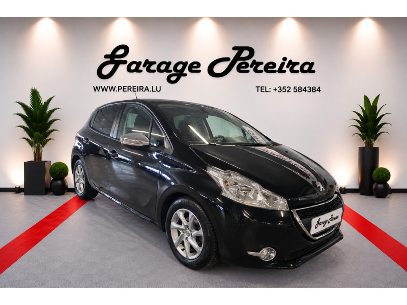 Peugeot 208 1.6 HDI 92 STYLE 1 HAND