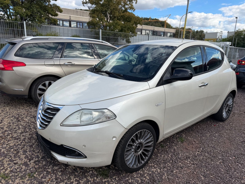 Lancia Ypsilon Platinum