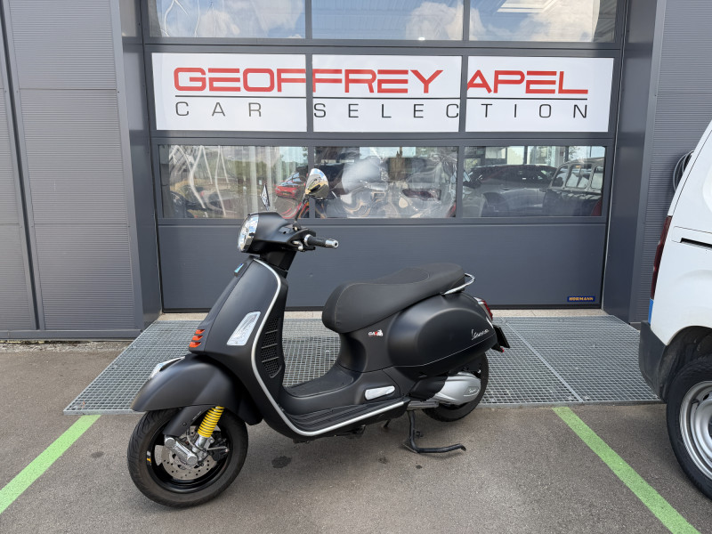 Vespa GTS 300 SuperTech