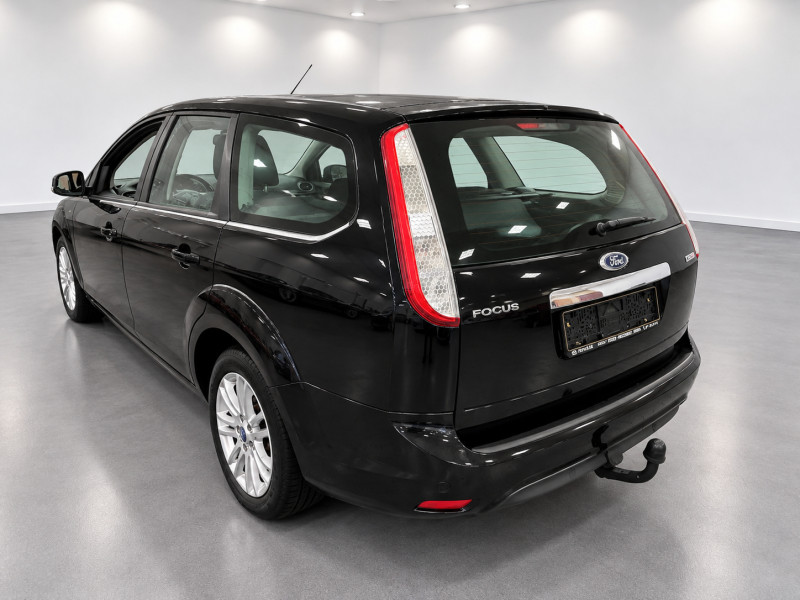 Ford Focus 1.8 TDCi 115 Turnier Ghia