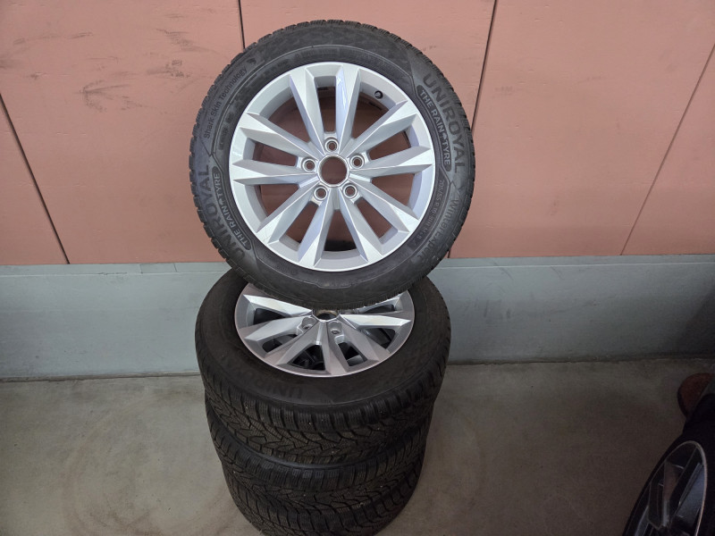 Jantes alu + Pneus hiver 16