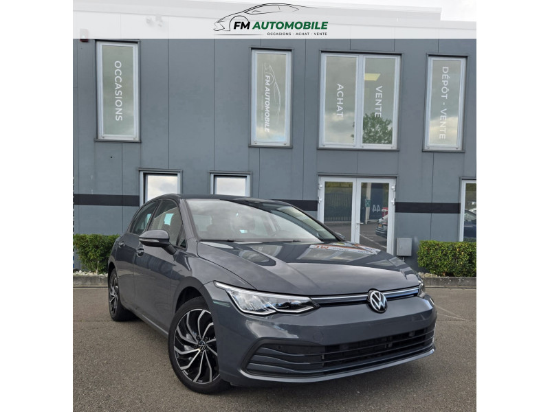 Volkswagen Golf 1.5 eTSI Life Business Premium DSG