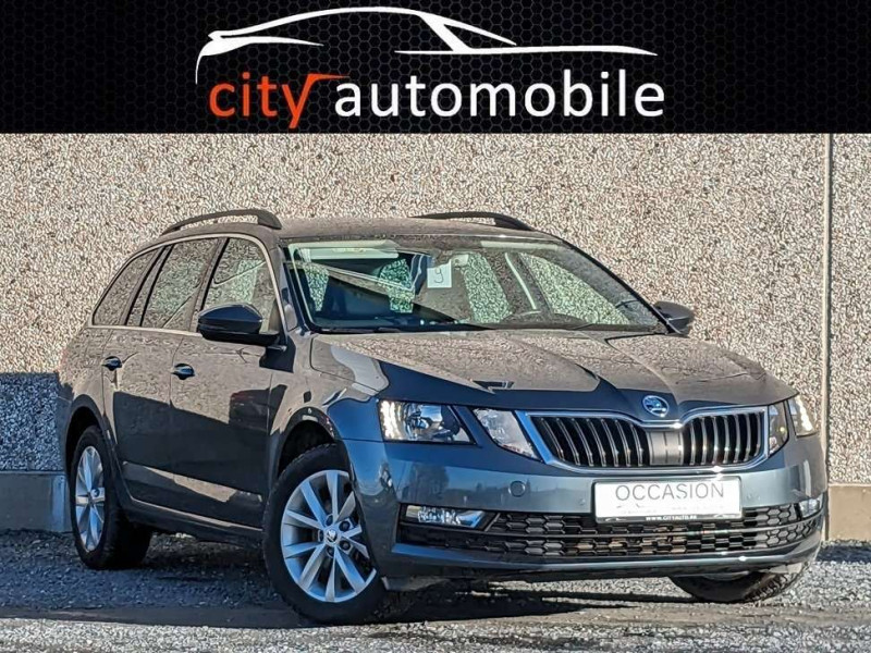 Skoda Octavia 1.0 TSI Ambition DSG CARPLAY GPS CAMERA ATTELAGE
