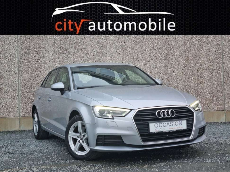 Audi A3 30 TFSI Design S tronic GPS XENON ATTACHE REM