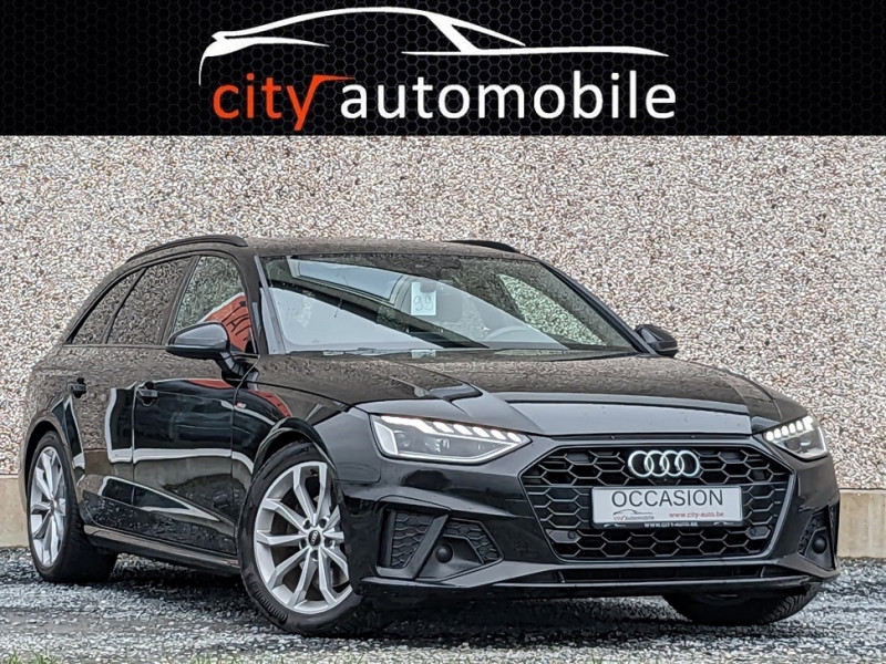 Audi A4 30 TDI S-LINE CARPLAY CAMERA TOIT OUVRANT