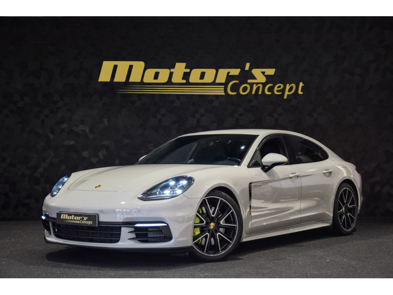 Porsche Panamera 4 E-Hybrid