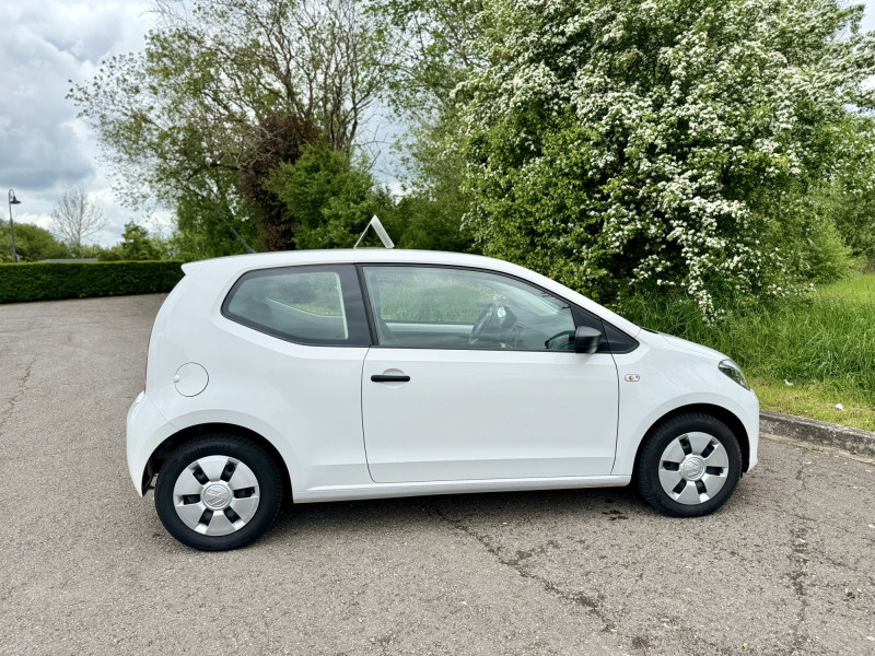 Volkswagen up! 1.0 60CH 3P **ETAT SHOWROOM - OFFRE À SAISIR**