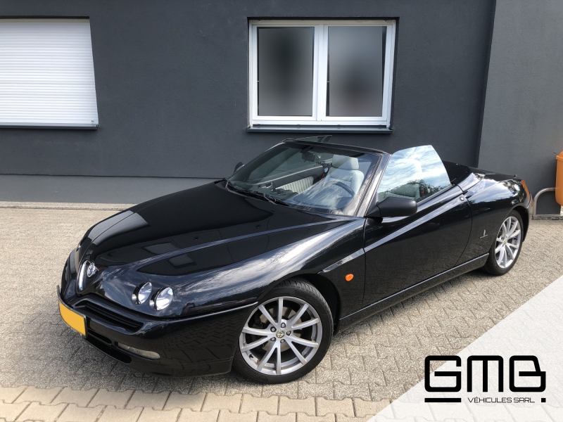 Alfa Romeo Spider 2.0 16S 150 PININFARINA