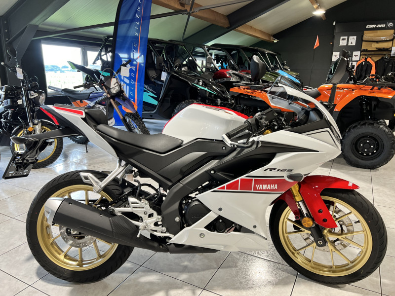 Yamaha YZF-R125 R125 World GP 60th Anniversaire