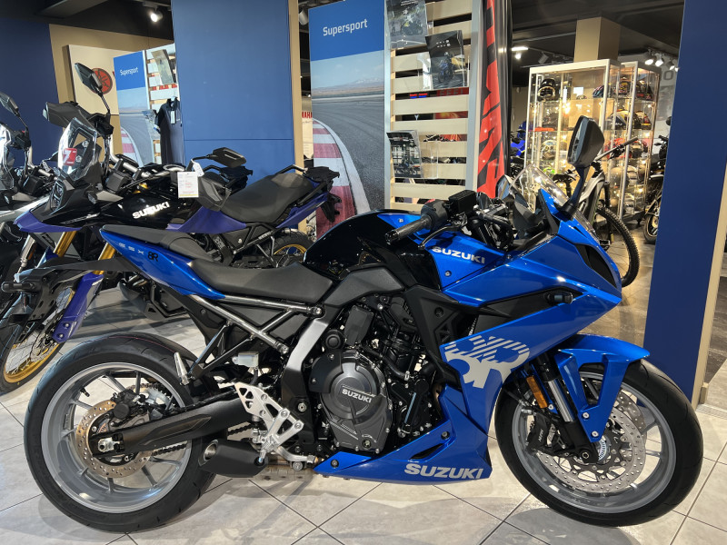 Suzuki GSX-8R 