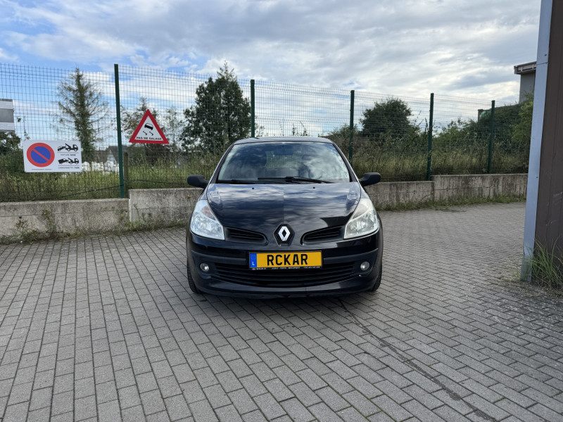 Renault Clio III 1.2 75ch 3P *1 AN GARANTIE INCLUS + IMMATRICULATION**