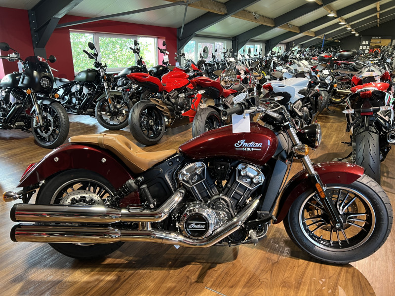 Indian Scout 1200cc / 100cv Maroon Metallic