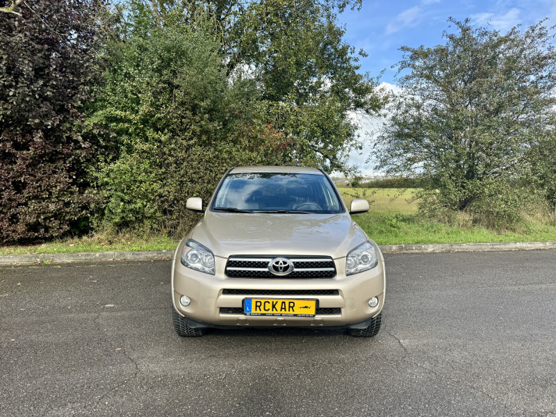Toyota Rav 4 2.2 Turbo D4D VIP 4X4 FULL OPTION 90.000KM ! *GARANTIE INCLUS DANS PRIX**