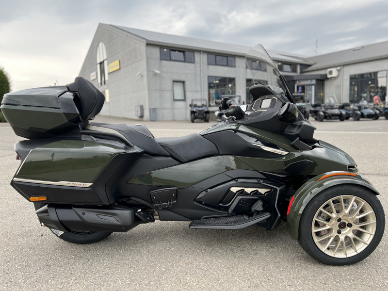 Can-Am Spyder RT SEA TO SKY 1330