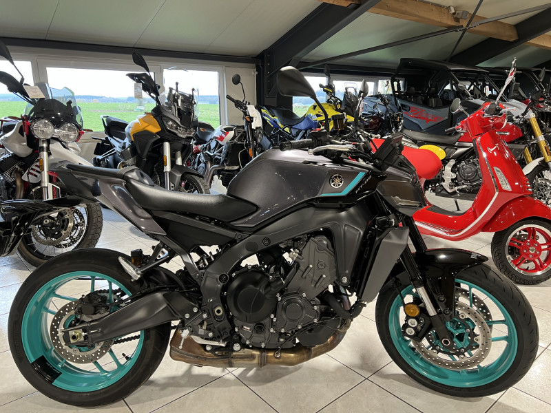 Yamaha MT-09 