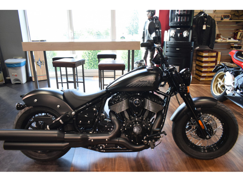 Indian Chief Bobber Dark Horse Black Smoke