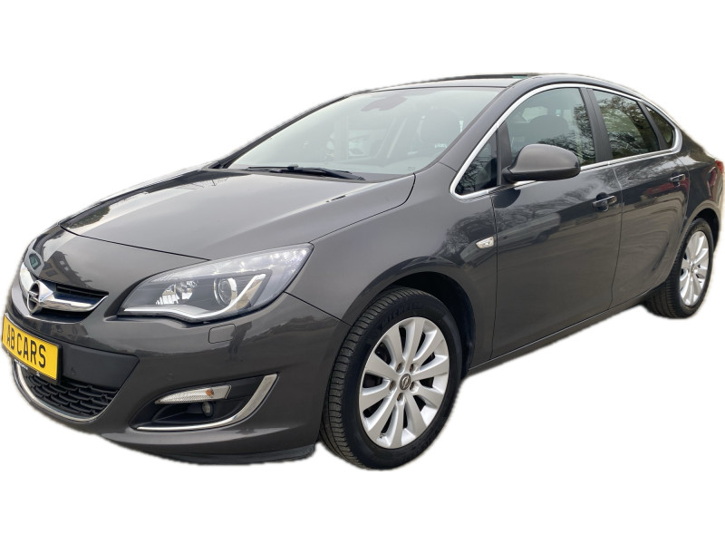 Opel Astra Limousine Cosmo 1.6cdti 136 cuir Xenon