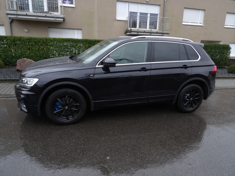 Volkswagen Tiguan R-Line Highline 4 Motion 2.0TSi DSG 230CV (STANDHEIZUNG)