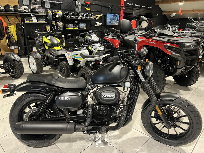 Hyosung Aquila 125 BOBBER V-TWIN R