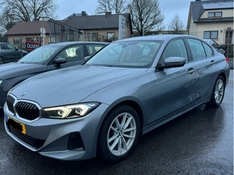 BMW 320 D NEW MODEL LED CUIR NAVI 1 HAND