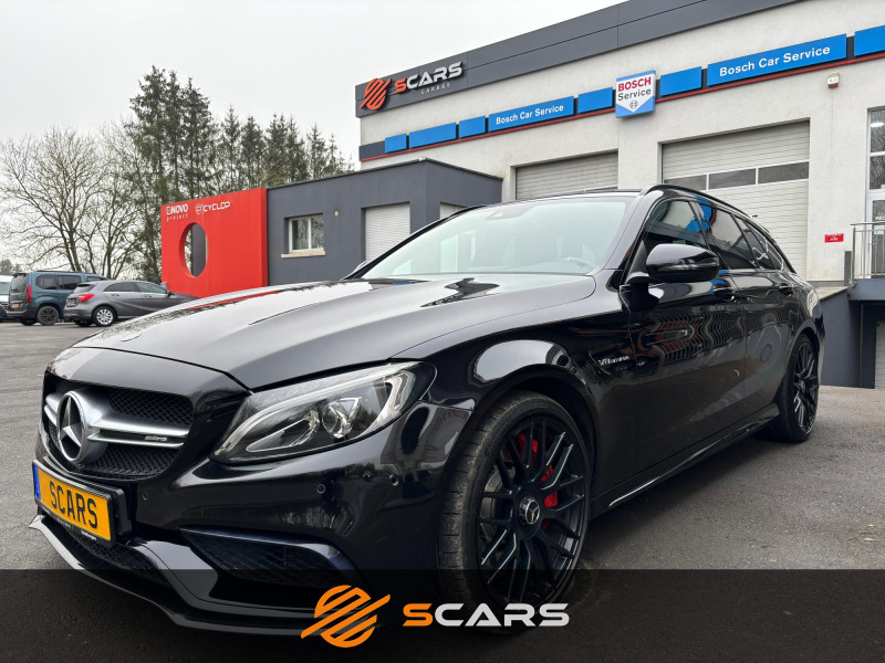 Mercedes-Benz C 63 AMG S 4.0 V8 Biturbo 510cv