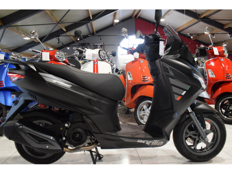 Aprilia SX 50 R CLASSE B 45/KM/H