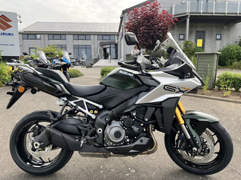 Suzuki GSX-S 1000 GX 