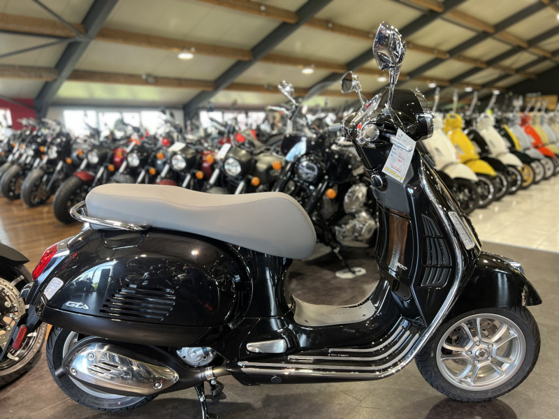 Vespa GTS 125 Classica acc. 1B010117