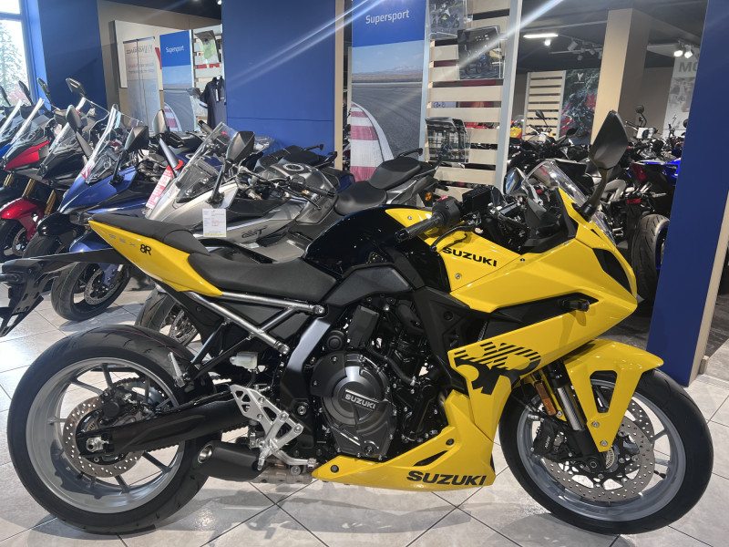 Suzuki GSX-8R 