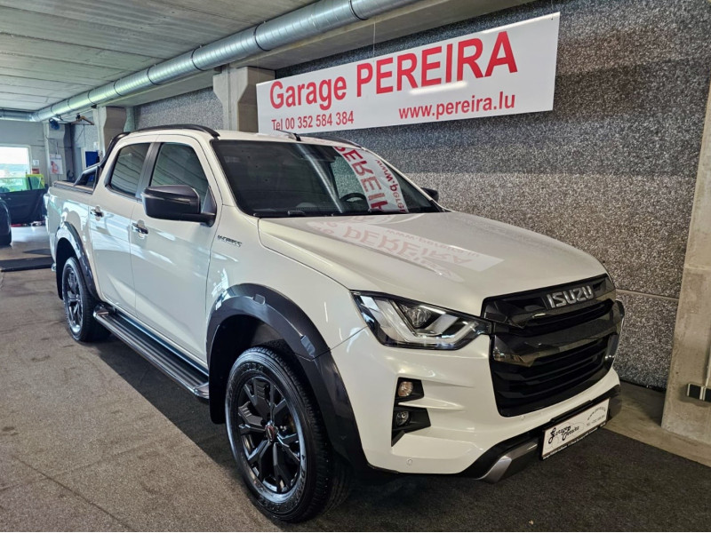 Isuzu D-Max 23 DC V-CROSS 4WD AUTO CUIR 1 HAND