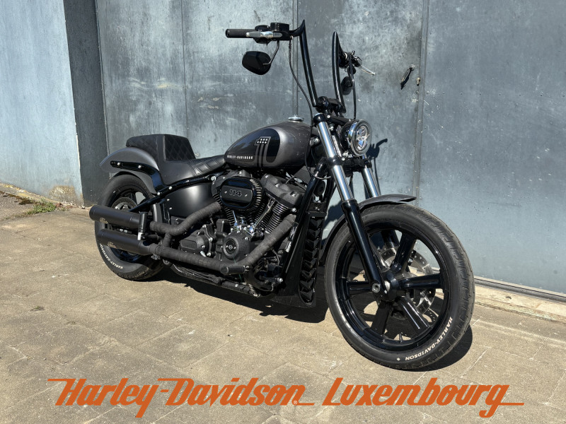 Harley-Davidson Street Bob FXBB 114