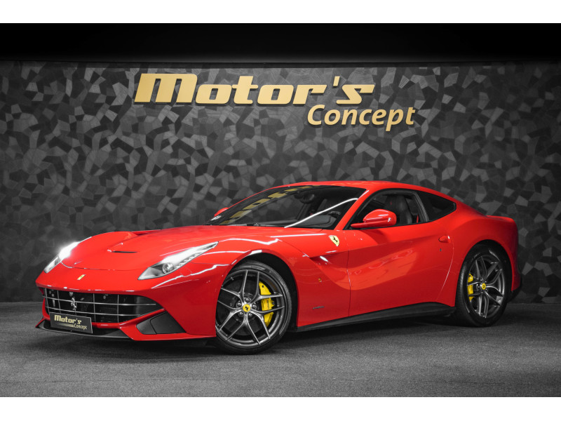 Ferrari F12 Berlinetta V12 - ROSSO CORSA