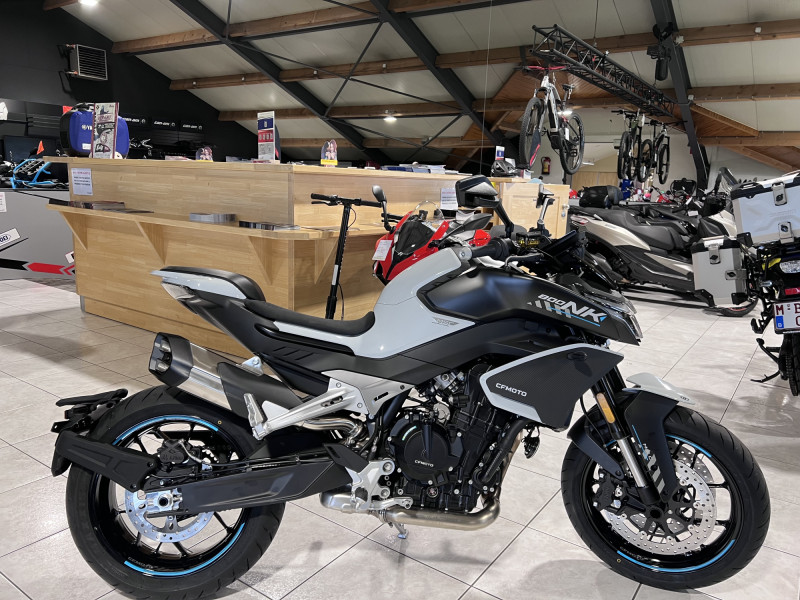 CF Moto 800 NK ADVANCED TC