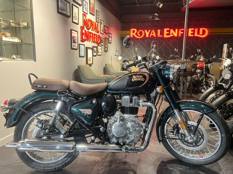 Royal Enfield Classic 350 VERT HALCYON
