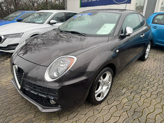 Alfa Romeo Mito ALFA ROMEO MITO SUPER 1,4 TEMPOMAT AHK