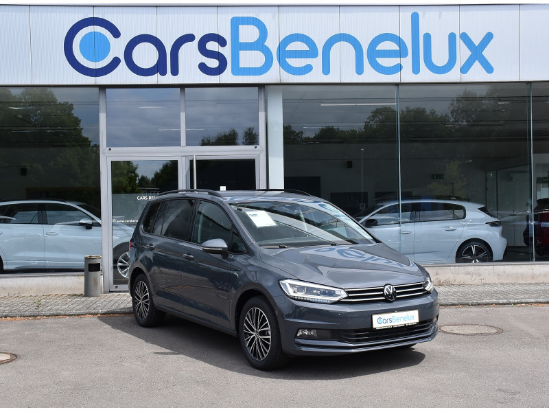 Volkswagen Touran 1.5 TSI DSG