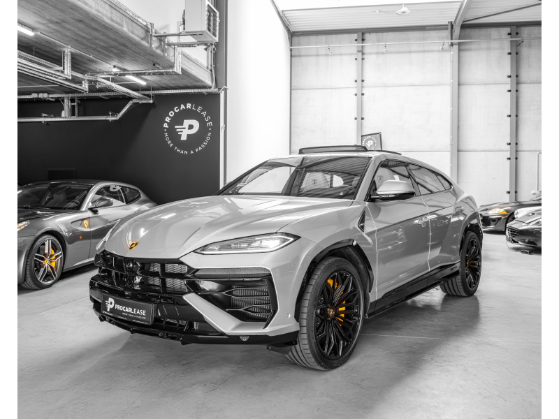 Lamborghini Urus URUS SE/NEW 2025/ STOCK AVAILABLE DIRECTLY