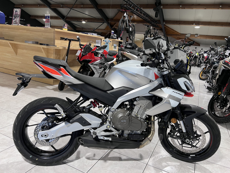 Aprilia TUONO 457 