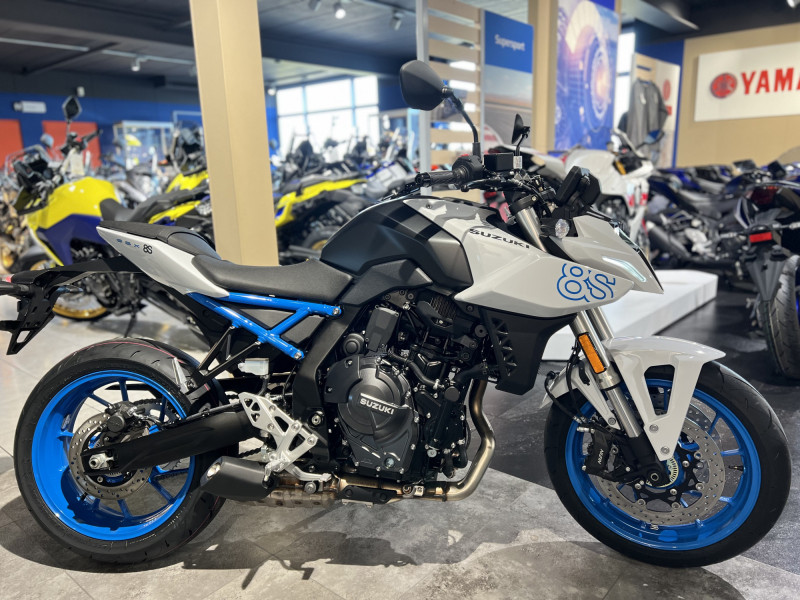 Suzuki GSX-8S 