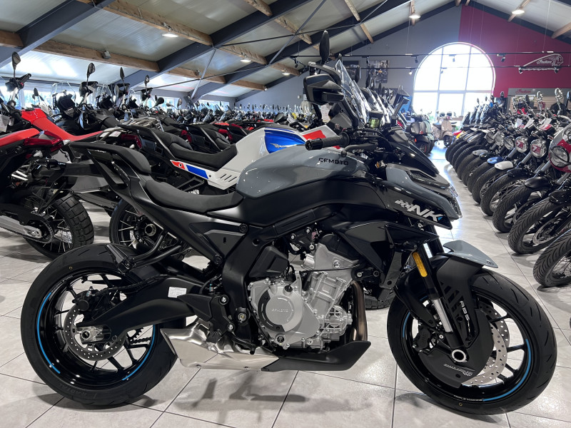 CF Moto 675 NK 