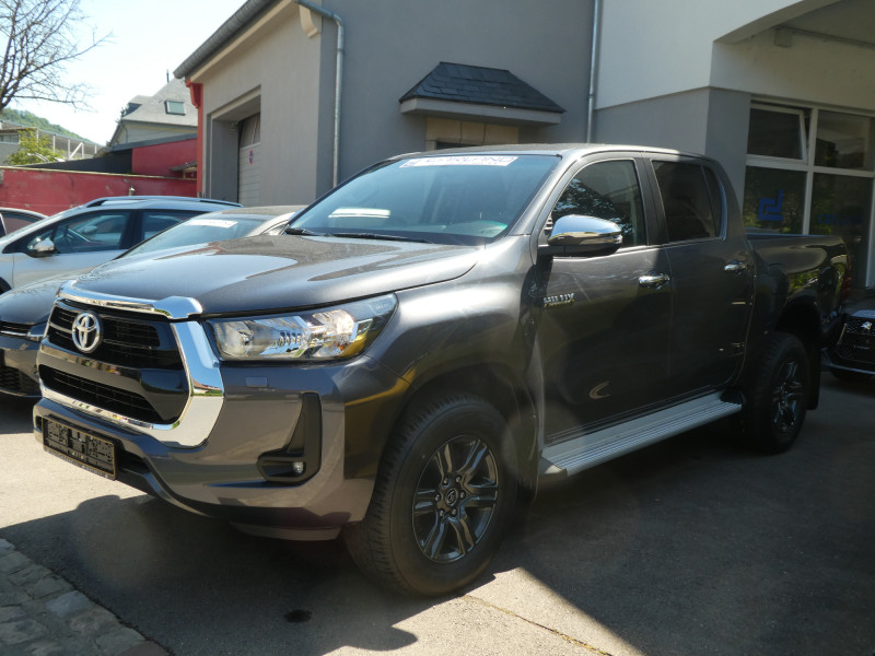 Toyota Hilux D-4D Auto. Double Cab. 4WD Comfort 