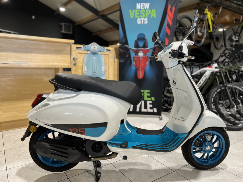 Vespa Primavera 125 VIBE
