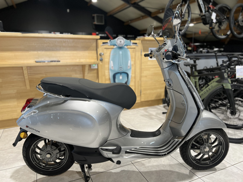 Vespa Elettrica 70 Km/h