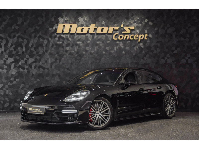Porsche Panamera Turbo V8