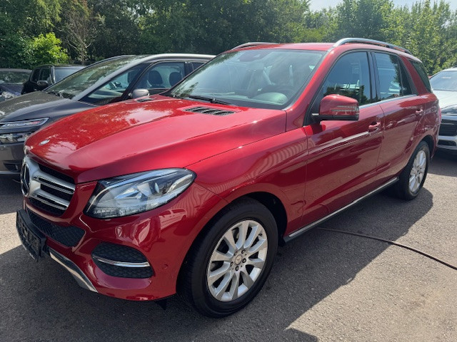 Mercedes-Benz GLE 350 MERCEDES GLE 350 4 MATIC AHK LEDER SHZ
