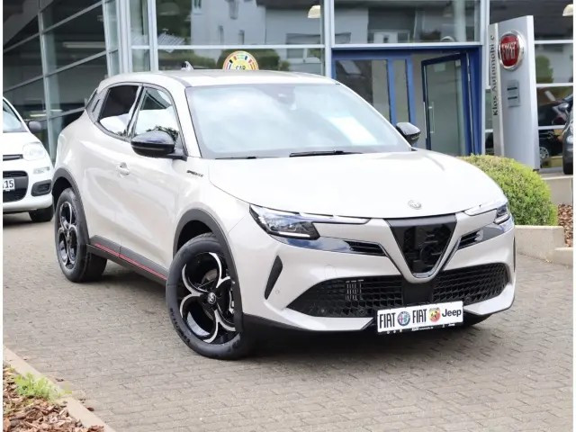 Alfa Romeo Junior
