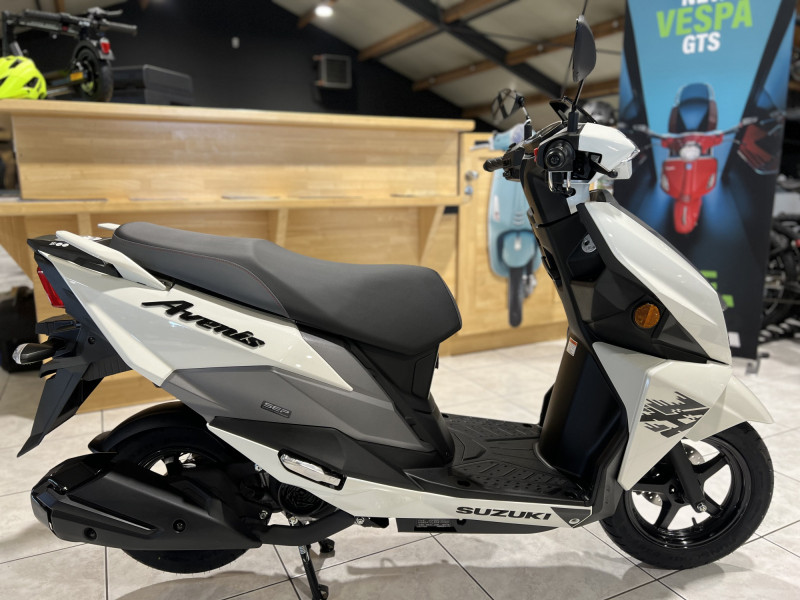Suzuki Avenis 125