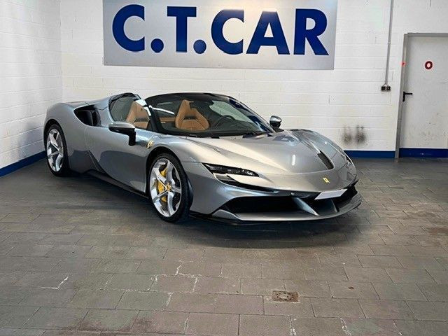 Ferrari SF90 Spider JBL Lift Kamera Garantie -1Hand
